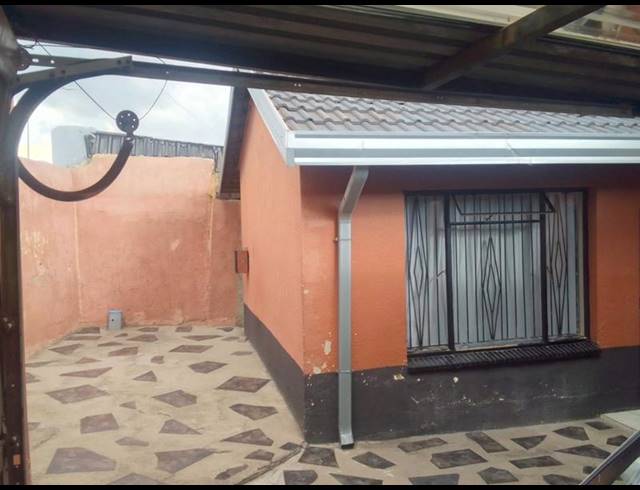 3 BEDROOM HOUSE FOR SALE IN MEADOWLANDS